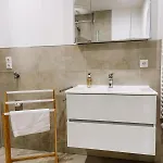 Doreyhome P3 - Modernes Charmantes Apartment Passau